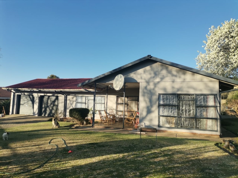 3 Bedroom Property for Sale in Matlakeng Free State
